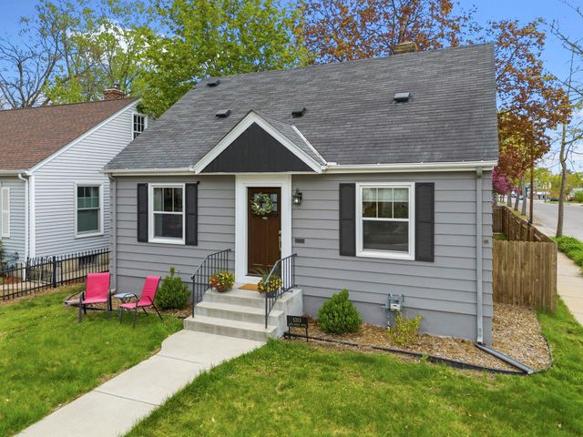 5353 40th Avenue S, Minneapolis, MN 55417