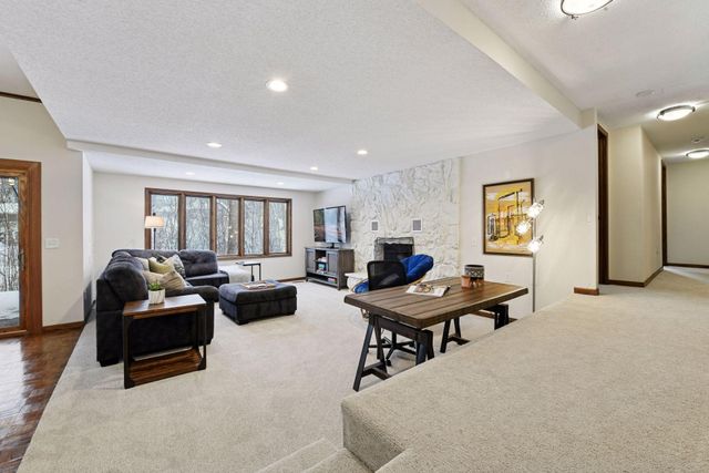 16120 Rosemary Lane, Minnetonka, MN 55391