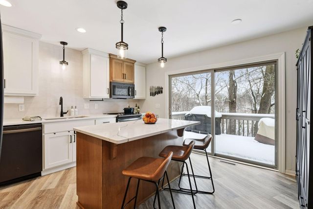 16120 Rosemary Lane, Minnetonka, MN 55391