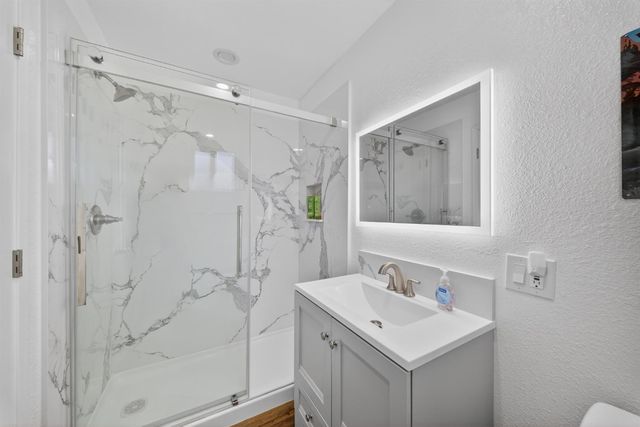 41987 Crass Drive, Oakhurst, CA 93644