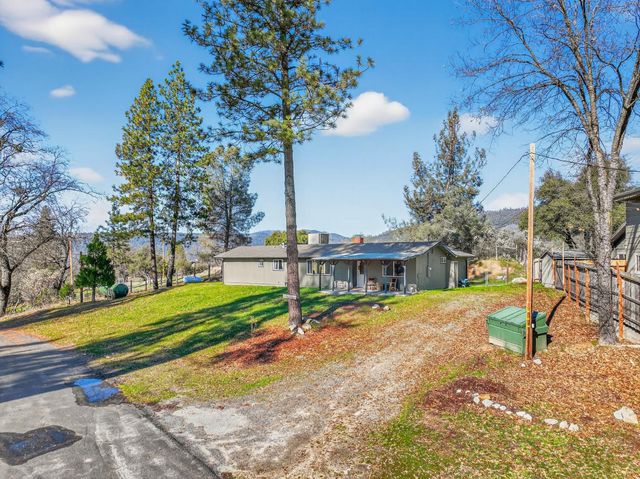 41987 Crass Drive, Oakhurst, CA 93644