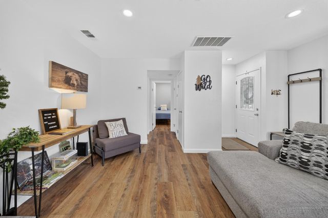 41987 Crass Drive, Oakhurst, CA 93644