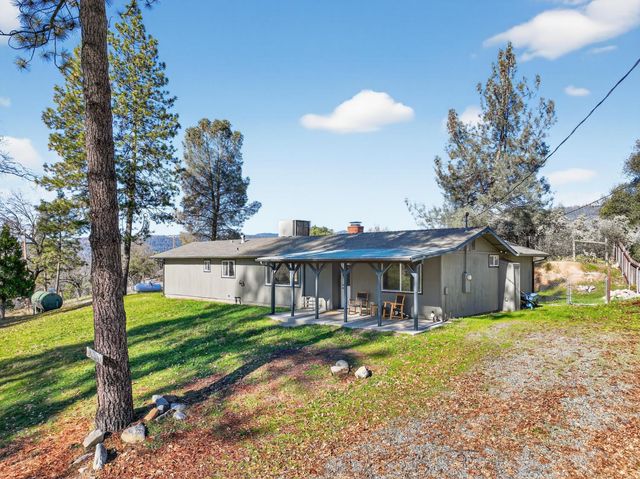 41987 Crass Drive, Oakhurst, CA 93644
