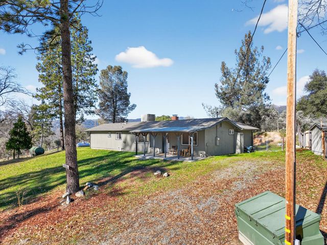 41987 Crass Drive, Oakhurst, CA 93644