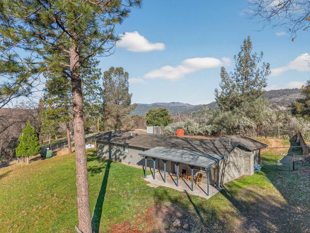 41987 Crass Drive, Oakhurst, CA 93644