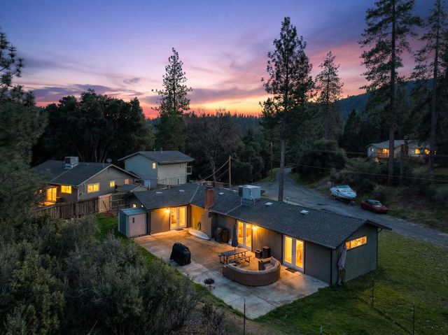 41987 Crass Drive, Oakhurst, CA 93644