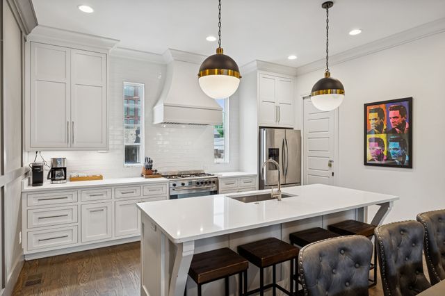 1226 Martin St Unit 2, Nashville, TN 37203