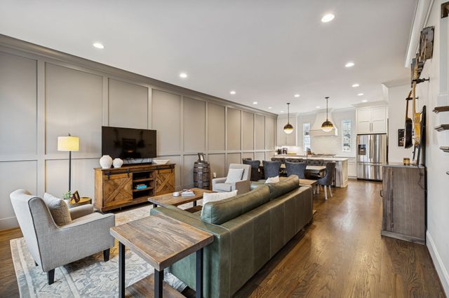 1226 Martin St Unit 2, Nashville, TN 37203