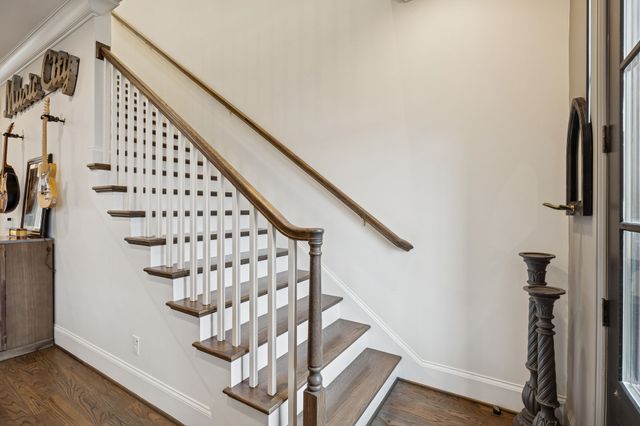 1226 Martin St Unit 2, Nashville, TN 37203