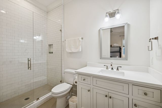 1226 Martin St Unit 2, Nashville, TN 37203