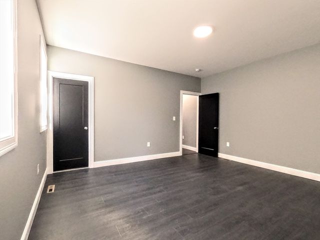 2 Sunnyside St. 1, Boston, MA 02130