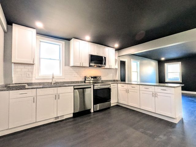 2 Sunnyside St. 1, Boston, MA 02130
