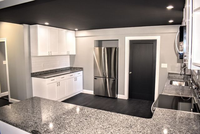 2 Sunnyside St. 1, Boston, MA 02130