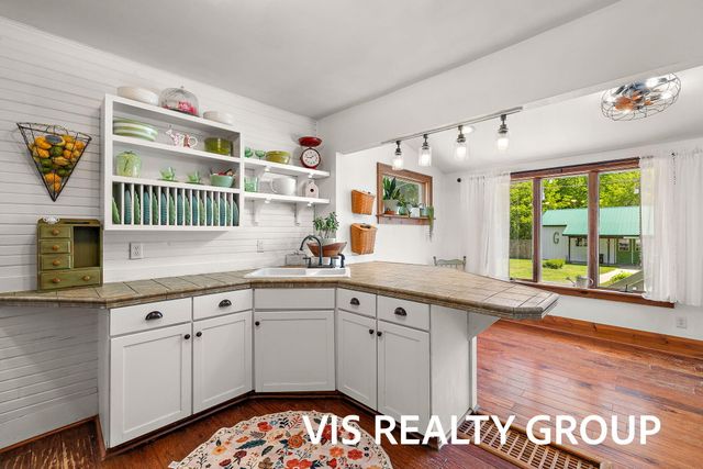 3266 S Slocum Road, Ravenna, MI 49451