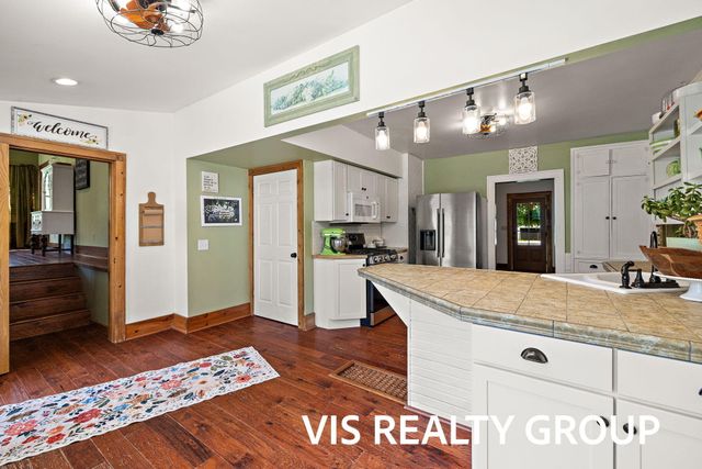 3266 S Slocum Road, Ravenna, MI 49451