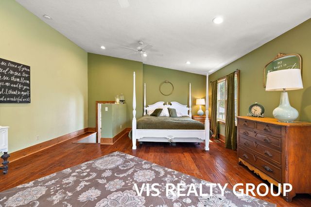 3266 S Slocum Road, Ravenna, MI 49451