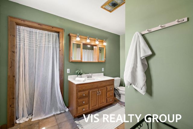 3266 S Slocum Road, Ravenna, MI 49451