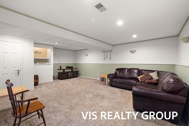 3266 S Slocum Road, Ravenna, MI 49451