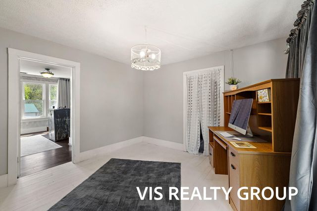 3266 S Slocum Road, Ravenna, MI 49451