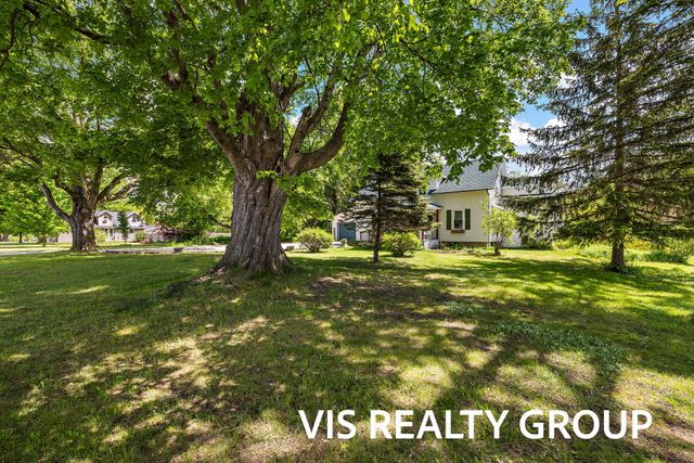 3266 S Slocum Road, Ravenna, MI 49451