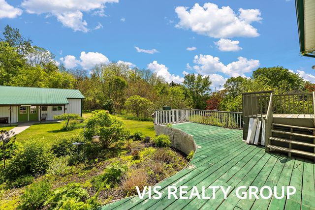 3266 S Slocum Road, Ravenna, MI 49451