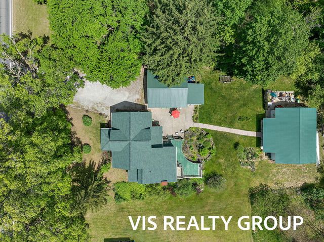 3266 S Slocum Road, Ravenna, MI 49451