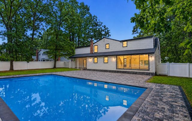 71 Wichard Boulevard, Commack, NY 11725