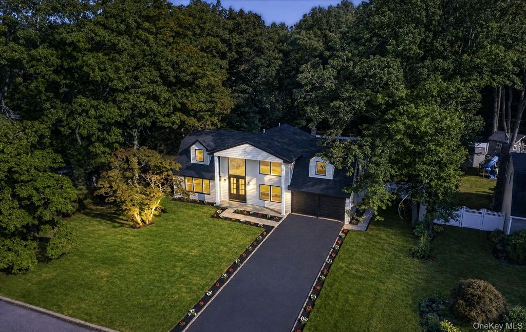 71 Wichard Boulevard, Commack, NY 11725