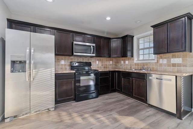 801 Sugarbush Trail, Lexington, KY 40509