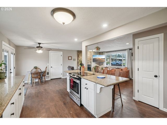 426 Ne HILL St, Sheridan, OR 97378