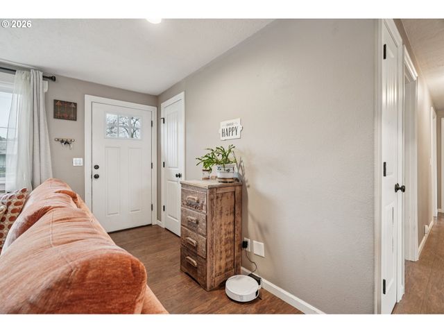 426 Ne HILL St, Sheridan, OR 97378