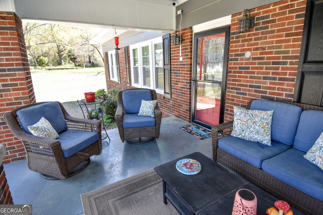 503 Forsyth Street, Barnesville, GA 30204