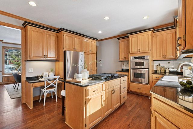 5474 Carrie Lane, Excelsior, MN 55331