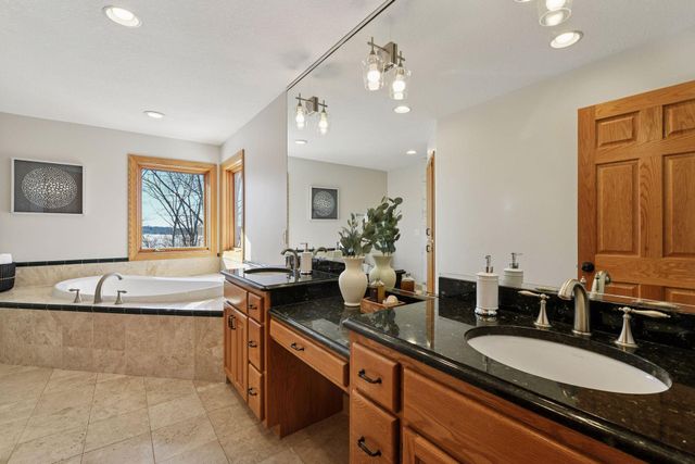 5474 Carrie Lane, Excelsior, MN 55331