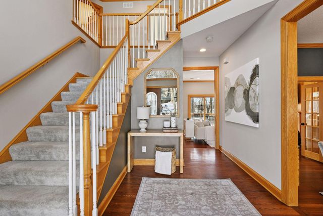 5474 Carrie Lane, Excelsior, MN 55331