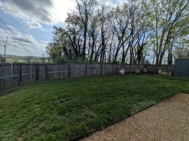 806 Fleming St, Columbia, TN 38401