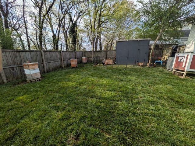 806 Fleming St, Columbia, TN 38401
