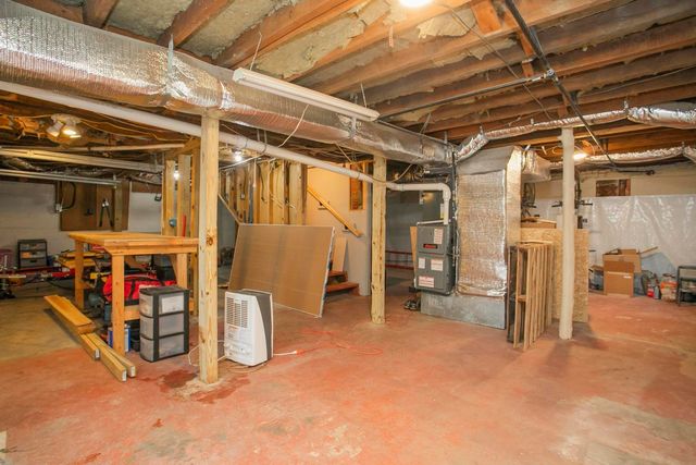 806 Fleming St, Columbia, TN 38401