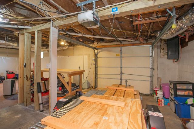 806 Fleming St, Columbia, TN 38401