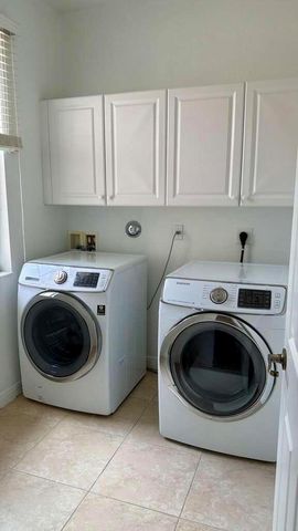 814 NW 82nd Place, Boca Raton, FL 33487