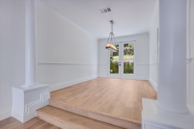 7716 Lakewood DR, Austin, TX 78750