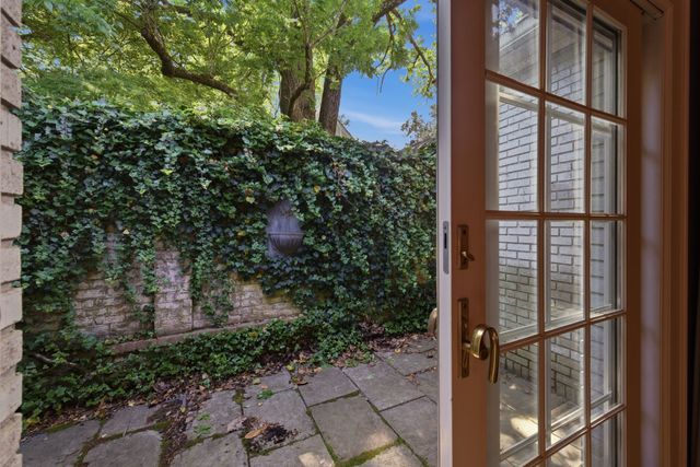 208 Jackson Blvd, Nashville, TN 37205