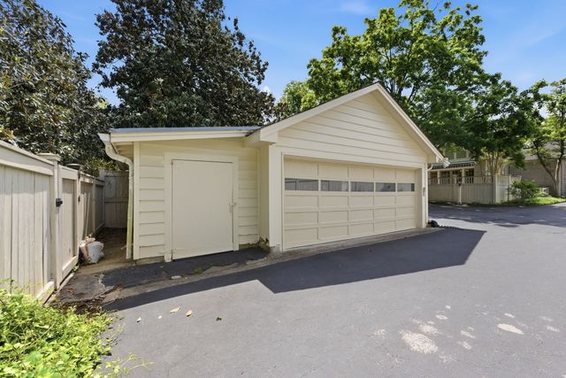 208 Jackson Blvd, Nashville, TN 37205