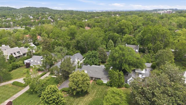 208 Jackson Blvd, Nashville, TN 37205
