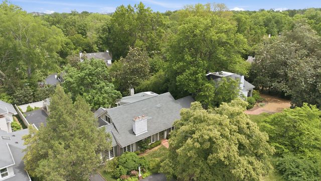 208 Jackson Blvd, Nashville, TN 37205
