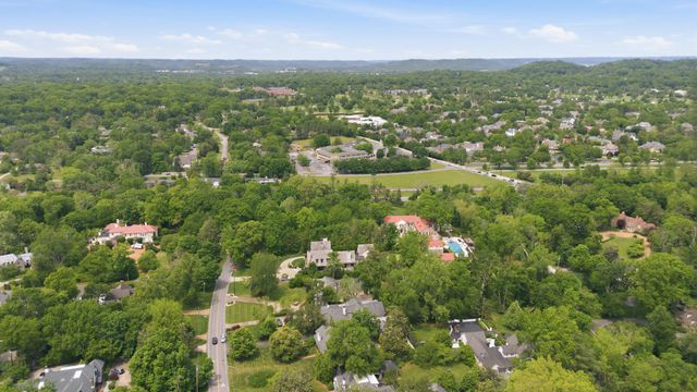 208 Jackson Blvd, Nashville, TN 37205