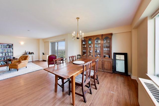 7033 N KEDZIE Avenue 1602, Chicago, IL 60645