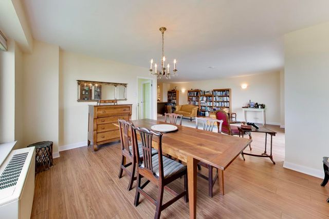 7033 N KEDZIE Avenue 1602, Chicago, IL 60645