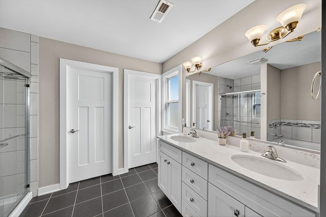 244 Falcon Way, Valparaiso, IN 46385