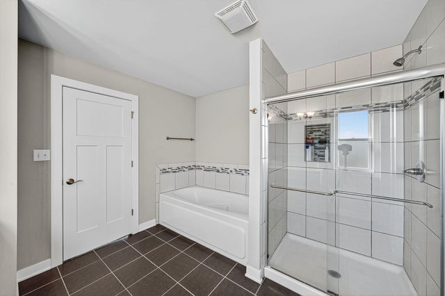 244 Falcon Way, Valparaiso, IN 46385